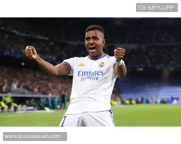 帕尼尼皇马足球明星卡收藏热潮揭示球迷市场的潜力与价值